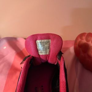 Sketcher shoes like new size us 5.5